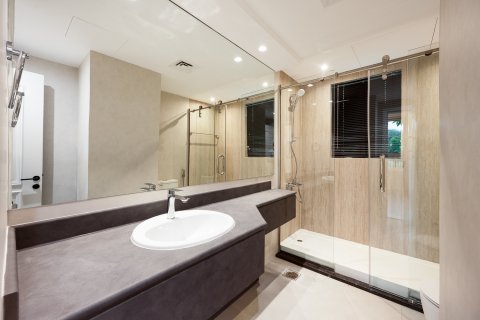 Villa til leie i Jumeirah Islands, Dubai, Emiratene 4 soverom, 490.99 kvm Nr. 750835 - Foto 11