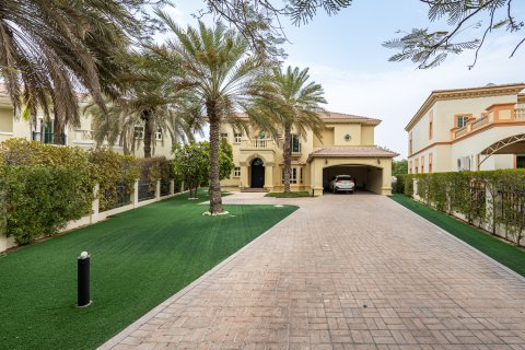 Villa en alquiler en Jumeirah Islands, Dubai, EAU 4 dormitorios, 490.99 m2 № 750835 - foto 27