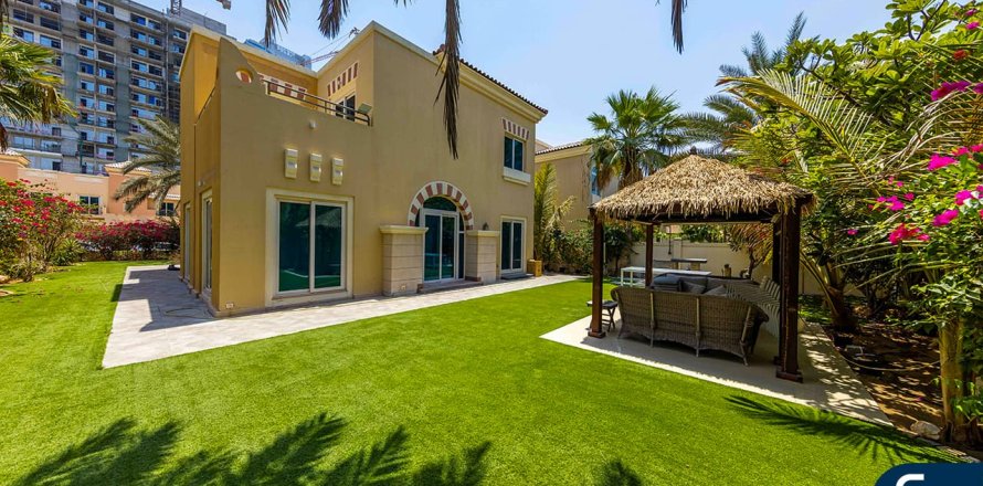 Villa i Dubai Sports City, Dubai, UAE 5 sovrum, 401 kvm Nr. 667784