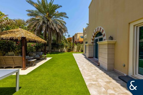 Villa till försäljning i Dubai Sports City, Dubai, UAE 5 sovrum, 401 kvm Nr. 667784 - fotografi 19