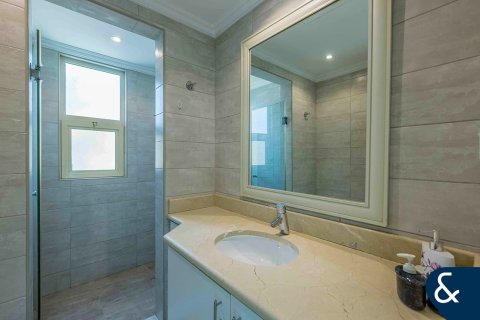 Villa till försäljning i Dubai Sports City, Dubai, UAE 5 sovrum, 401 kvm Nr. 667784 - fotografi 12