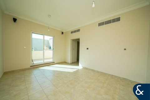 فيلا للبيع في Dubai Sports City، دبي، الإمارات العربية المتحدة 5 غرفة نوم ، 357 متر مربع ، رقم 667784 - صورة 9