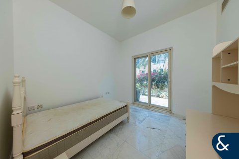 Villa till försäljning i Dubai Sports City, Dubai, UAE 5 sovrum, 401 kvm Nr. 667784 - fotografi 15