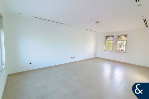 Vilë në Jumeirah Park, Dubai, Emiratet e Bashkuara Arabe 3 dhoma gjumi, 285 m2. № 667783 - Foto 6