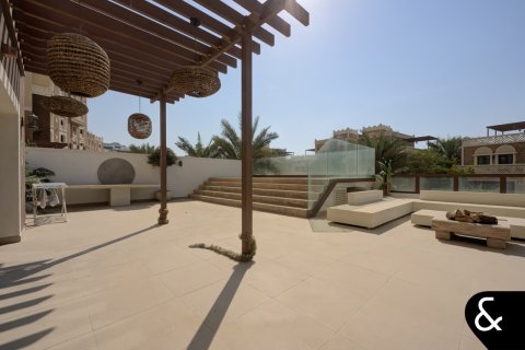 Lägenhet till försäljning i Palm Jumeirah, Dubai, UAE 3 sovrum, 721 kvm Nr. 667759 - fotografi 2