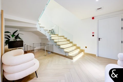 Lägenhet till försäljning i Palm Jumeirah, Dubai, UAE 3 sovrum, 721 kvm Nr. 667759 - fotografi 29