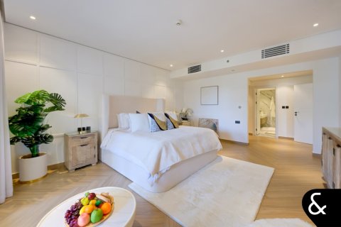 Lägenhet till försäljning i Palm Jumeirah, Dubai, UAE 3 sovrum, 721 kvm Nr. 667759 - fotografi 15
