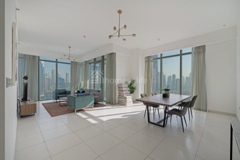 Apartamento en alquiler en Al Satwa, Dubai, EAU 3 dormitorios, 245 m2 № 728716 - foto 1