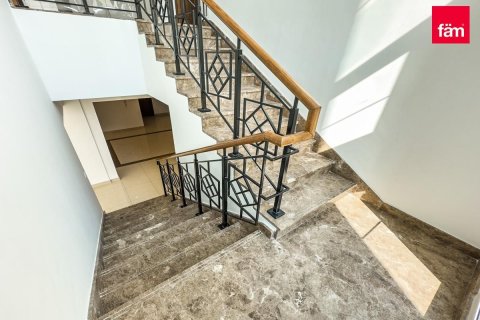 Villa te huur in Dubai, VAE 5 slaapkamers, 726.7 vr.m., nr 679829 - foto 19