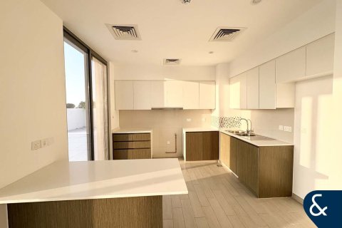 Vila u Dubai South (Dubai World Central), Dubai, UAE 4 spavaćih soba, 401 m2 Br. 684938 - fotografija 3