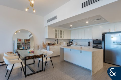 Müüa korter asukohaga Motor City, Dubai, AÜE: 1 magamistoaga, 99 m² Nr 684941 - pilt 2