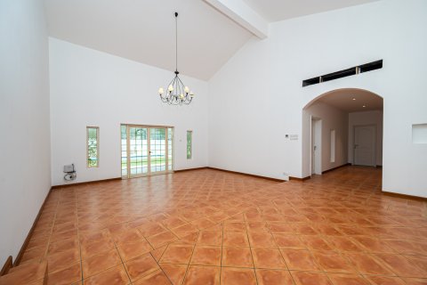 Вилла Аль-Барша, Дубай, БАӘ-да 5 жатын бөлмелер, 464.52 м² № 757510 - фото 9