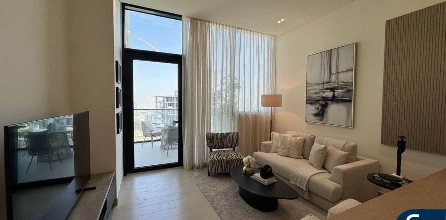 Appartement à Jumeirah Village Circle, Dubai, EAU: 1 chambre, 75 m2 № 688822