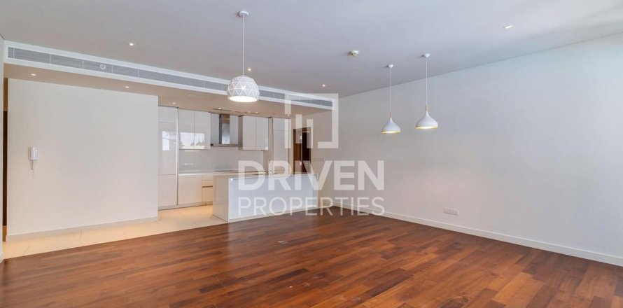 Apartment in City Walk, Dubai, UAE 2 bedrooms, 170.29 sq.m. № 743187