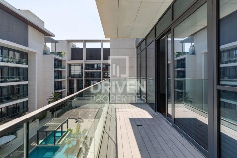 Apartment in City Walk, Dubai, UAE 2 bedrooms, 170.29 sq.m. № 743187 - photo 13