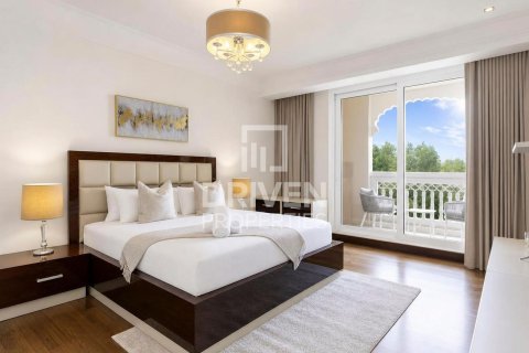 Huoneisto Palm Jumeirah, Dubai, Arabiemiraatit 2 makuuhuonetta, 163.23 m2 № 743184 - kuva 3