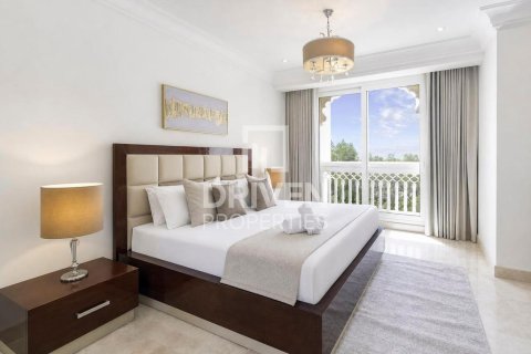 Huoneisto Palm Jumeirah, Dubai, Arabiemiraatit 2 makuuhuonetta, 163.23 m2 № 743184 - kuva 6