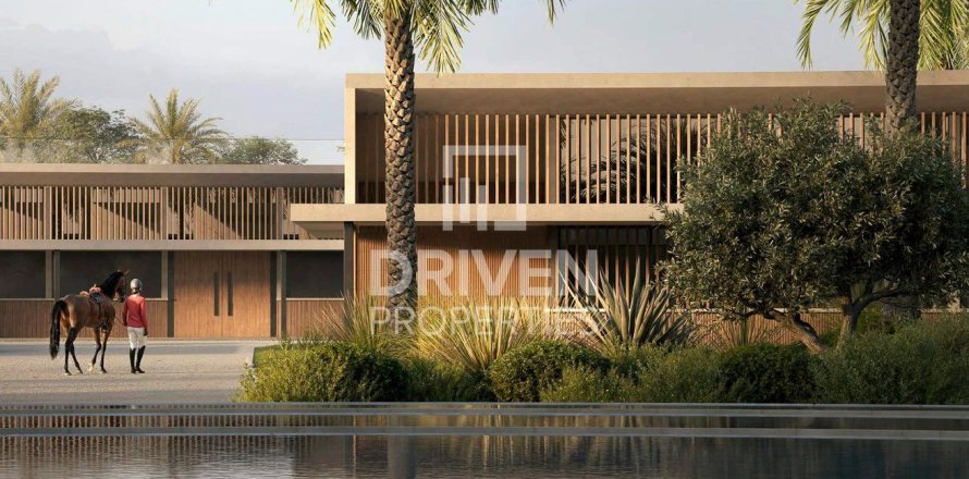 Dubai Investment Park、Dubai、UAEにあるヴィラ 4ベッドルーム、489.41 m2 No743186