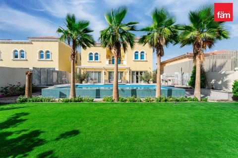 Müüa villa asukohaga Jumeirah Park, Dubai, AÜE: 3 magamistoaga, 680 m² Nr 711561 - pilt 14