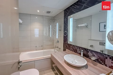 Business Bay, Dubai, UAE의 임대용 아파트 침실 2개, 129.5제곱미터 번호 641502 - 사진 11