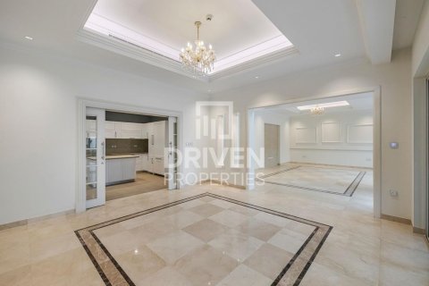 Vila u Mohammed Bin Rashid City, Dubai, UAE 4 spavaćih soba, 594.58 m2 Br. 756836 - fotografija 1