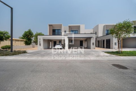 تاون هاوس للإيجار في جبل علي، دبي، الإمارات العربية المتحدة 4 غرفة نوم ، 252.05 متر مربع ، رقم 756818 - صورة 1