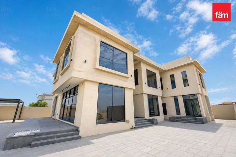 Üürile anda villa asukohaga Al Aweer, Dubai, AÜE: 5 magamistoaga, 1188.2 m² Nr 708243 - pilt 18