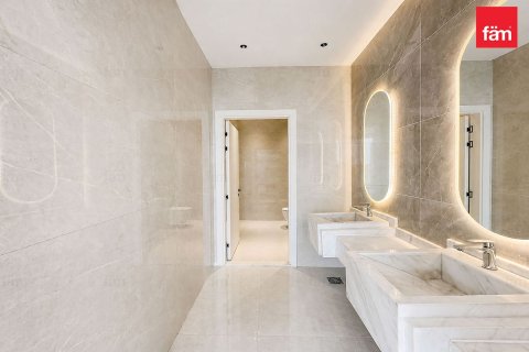 Üürile anda villa asukohaga Al Aweer, Dubai, AÜE: 5 magamistoaga, 1188.2 m² Nr 708243 - pilt 13