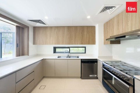 Villa uthyres i Dubai, UAE 4 sovrum, 323.7 kvm Nr. 708245 - fotografi 4