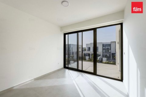 Řadový dům v Dubai, SAE 4 ložnice, 257.5 m² Č.: 630405 - fotografie 14