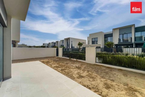 Řadový dům v Dubai, SAE 4 ložnice, 257.5 m² Č.: 630405 - fotografie 21
