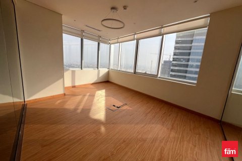 Zyrë në Dubai, Emiratet e Bashkuara Arabe 117.7 m2. № 638458 - Foto 6