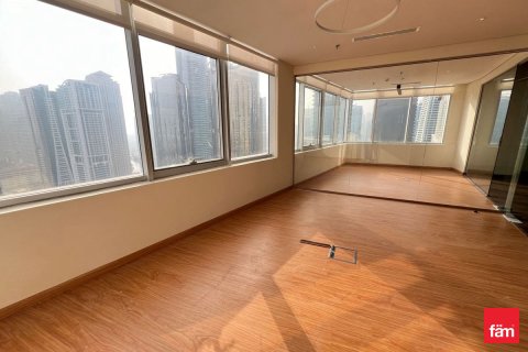 Zyrë në Dubai, Emiratet e Bashkuara Arabe 117.7 m2. № 638458 - Foto 2
