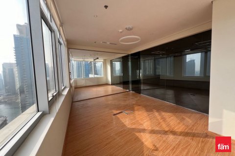 Zyrë në Dubai, Emiratet e Bashkuara Arabe 117.7 m2. № 638458 - Foto 4