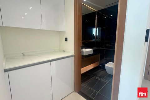 Пәтер Дубай, БАӘ-да 1 жатын бөлме, 63.8 м² № 638455 - фото 11