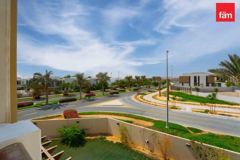 Müüa villa asukohaga Dubai, AÜE: 3 magamistoaga, 549.9 m² Nr 640257 - pilt 30