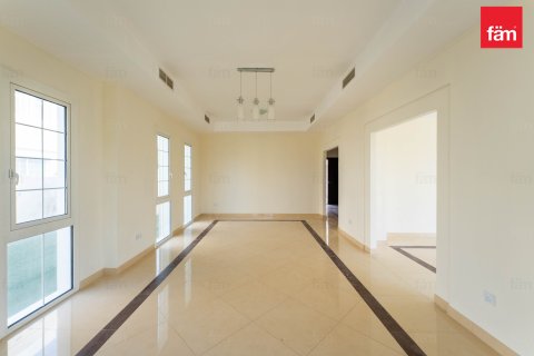 Müüa villa asukohaga Dubai, AÜE: 3 magamistoaga, 549.9 m² Nr 640257 - pilt 7