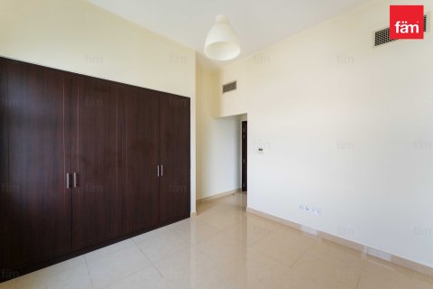Müüa villa asukohaga Dubai, AÜE: 3 magamistoaga, 549.9 m² Nr 640257 - pilt 18