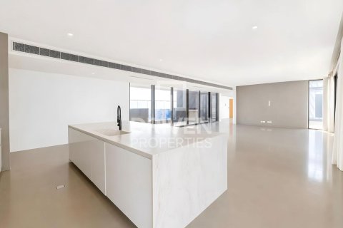 Kattohuoneisto Jumeirah, Dubai, Arabiemiraatit 4 makuuhuonetta, 1036.71 m2 № 755720 - kuva 3