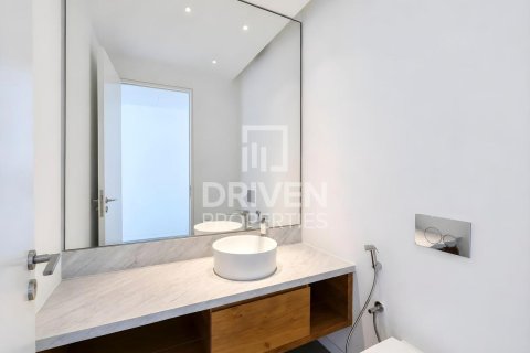 Kattohuoneisto Jumeirah, Dubai, Arabiemiraatit 4 makuuhuonetta, 1036.71 m2 № 755720 - kuva 13