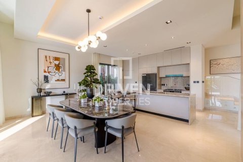Vila v Dubai Hills Estate, Dubai, SAE 4 spálne, 676.71 m2 č. 755719 - Fotografia 5