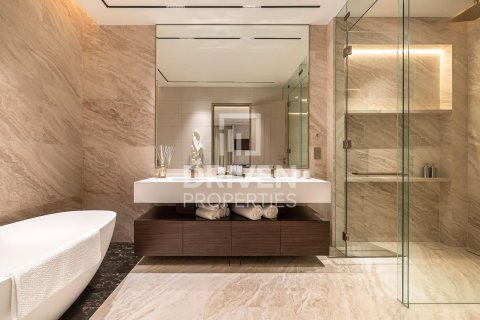 Huoneisto Downtown Dubai (Downtown Burj Dubai), Arabiemiraatit 4 makuuhuonetta, 306.39 m2 № 755716 - kuva 15