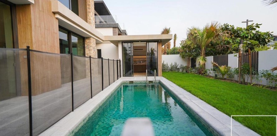 Villa in Tilal Al Ghaf, Dubai, VAE: 5 Schlafzimmer, 560.02 m2 Nr. 764767