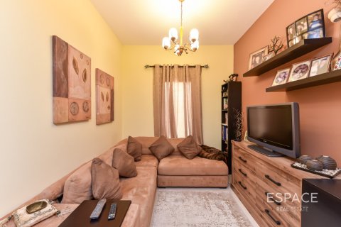 Villa in The Springs, Dubai, UAE 3 bedrooms, 340 sq.m. № 650168 - photo 13