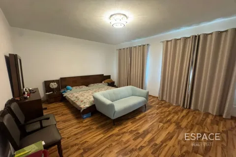 Villa til leje i Meadows, Dubai, UAE 4 soveværelser, 337 kvm № 650147 - foto 8