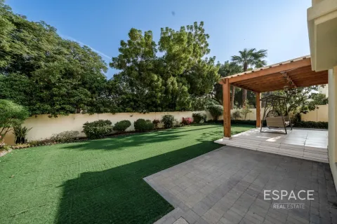 Meadows, Dubai, BAE’de kiralık вилла 4 yatak odası, 337 m² No 650147 - fotoğraf 18