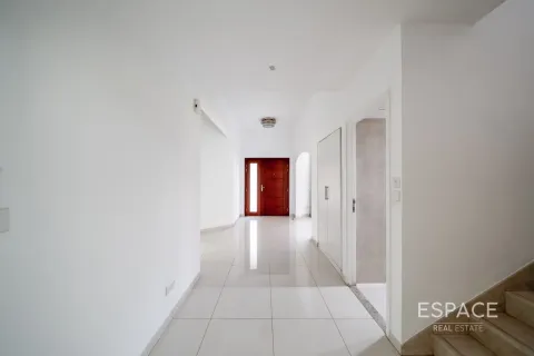 Meadows, Dubai, BAE’de kiralık вилла 4 yatak odası, 337 m² No 650147 - fotoğraf 9