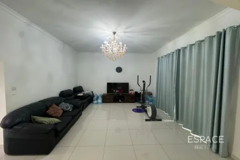 Villa til leje i Meadows, Dubai, UAE 4 soveværelser, 337 kvm № 650147 - foto 5