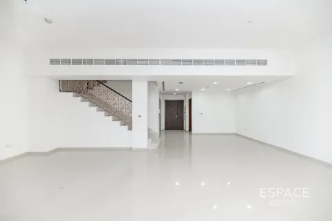 Townhouse in Jumeirah Islands, Dubai, UAE 4 bedrooms, 337 sq.m. № 650167 - photo 2