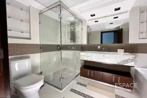 דירה להשכרה ב Dubai Marina, Dubai, איחוד האמירויות  2 חדרי שינה, 125 מ"ר, מספר 650169 - תמונה 8